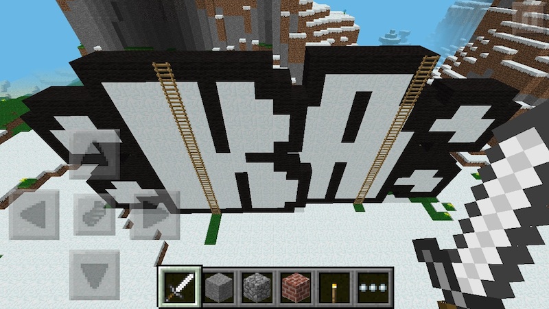 A KATSU throw-up in Minecraft. Screenshot by KATSU.